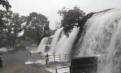 பேச்சிப்பாறை, பெருஞ்சாணி அணையில் இருந்து உபரிநீர் திறப்பு: கோதையாற்றில் வெள்ளப்பெருக்கு