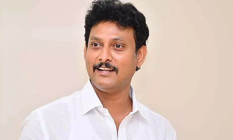 விவேகானந்தா கல்லூரியில் நாளை 380 ஆசிரியர்களுக்கு கனவு ஆசிரியர் விருது- அமைச்சர் அன்பில் மகேஷ் வழங்குகிறார்