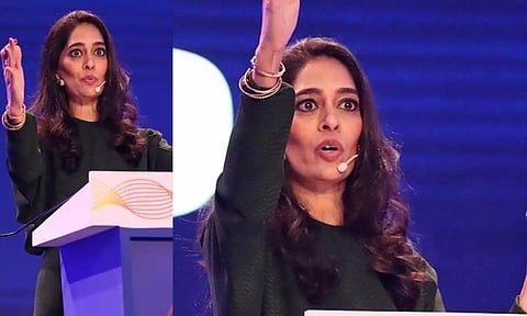 ஐபிஎல் ஏலத்தை தொகுத்து வழங்குகிறார் மல்லிகா சாகர்