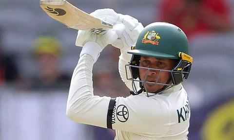 கருப்பு பட்டை அணிந்த விவகாரம்: உஸ்மான் கவாஜாவுக்கு ஐ.சி.சி. எச்சரிக்கை