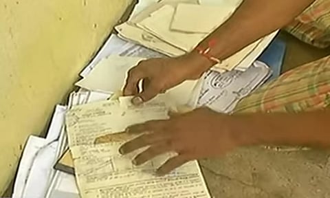 தென் மாவட்டங்களில் கனமழை பாதிப்பு- கல்லூரி சான்றிதழ்களை பெற இணையதளம் அறிவிப்பு