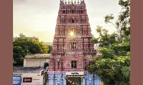 காமாட்சி அம்மன் கோவில் சொத்து அபகரிப்பு வழக்கு: மேலும் சிக்கும் அதிகாரிகள்?
