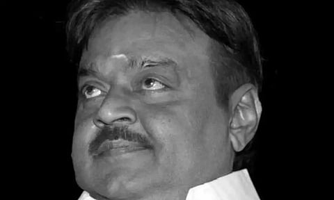 விஜயகாந்த் மறைவு.. பகல் 1 மணிக்கு இறுதி ஊர்வலம்
