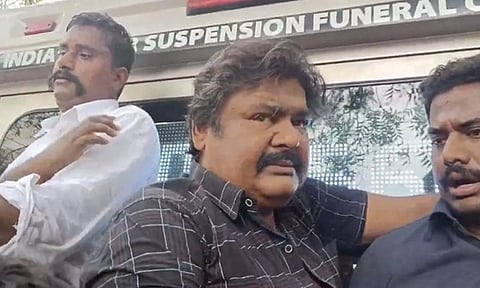 மன்சூர் அலிகான் செயலால் நெகிழ்ந்த மக்கள்