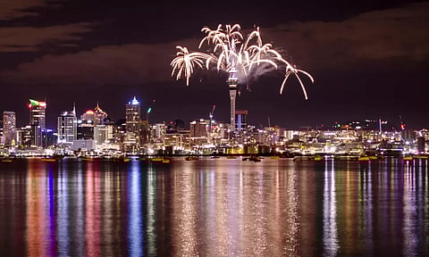 நியூசிலாந்தில் பிறந்தது புத்தாண்டு 2024- வாணவேடிக்கைகளுடன் மக்கள் கொண்டாட்டம்