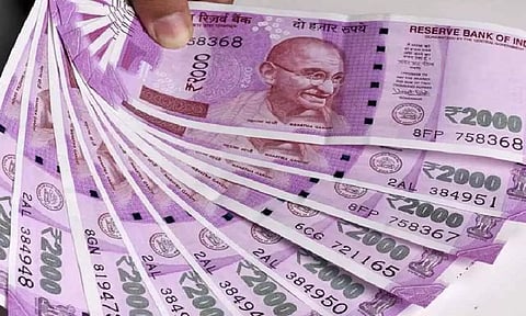 97 சதவீத 2,000 ரூபாய் நோட்டுகள் வங்கிக்கு திரும்பின