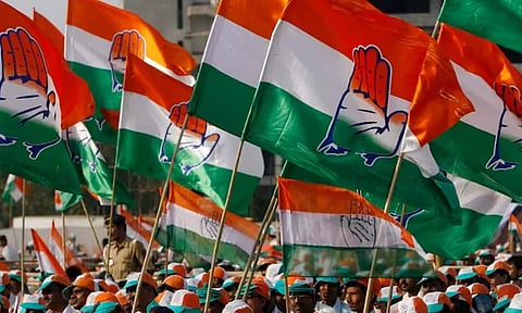 காங்கிரசில் போட்டியிட விரும்புபவர்கள் கட்சி நிதி ரூ.1,38,000 கொடுக்க வேண்டும்- டெல்லியில் நடந்த கூட்டத்தில் அதிரடி முடிவு