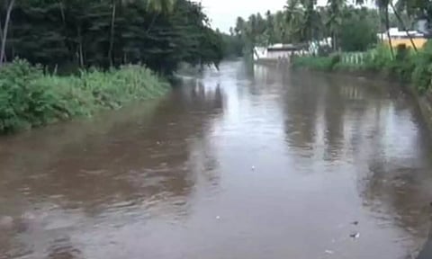 வராகநதி, கொட்டக்குடி ஆற்றில் வெள்ளப்பெருக்கு: கரையோர மக்களுக்கு எச்சரிக்கை