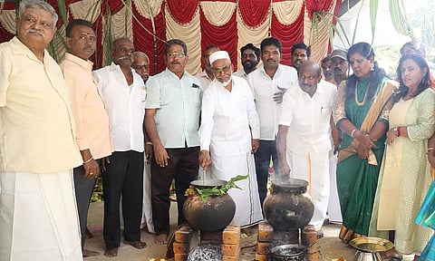 விக்கிரமராஜா தலைமையில் பேரமைப்பு அலுவலகத்தில் சமத்துவ பொங்கல்