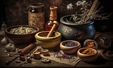 ஆயுர்வேதம், யுனானி, சித்த மருத்துவம்: வேறுபாடுகளும்... சிகிச்சை முறையும்...