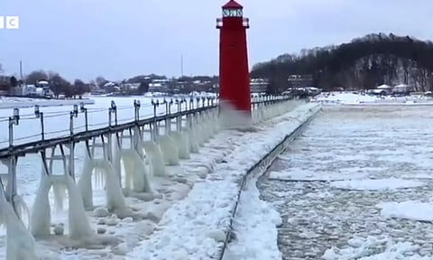 பனிப் புயலால் 90 பேர் பலி - பல மாநில மக்கள் அவதி