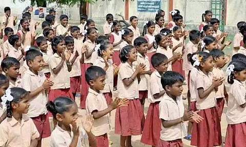 27 ஆயிரம் அரசு பள்ளிகளை நவீனமாக மாற்ற புதிய திட்டம்- கற்பித்தல் தரத்தை உயர்த்த நடவடிக்கை