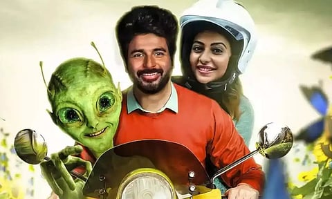 பொங்கல் ரேஸில் முதல் இடம் பிடித்த அயலான்