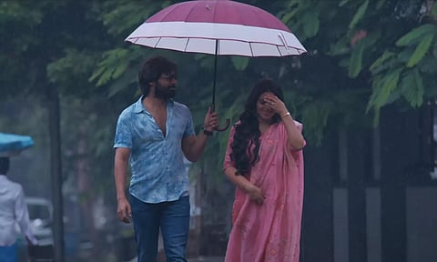 பெண்ணல்ல பேய் என்று என்னை ஏசுமோ- வைரலாகும் டெவில் பாடல்