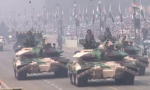 இந்திய குடியரசு தினவிழா அணிவகுப்பு- வீடியோக்கள்