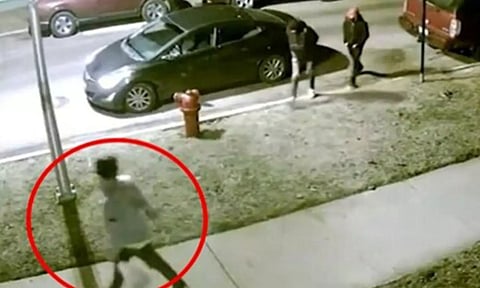 அமெரிக்காவில் இந்திய மாணவரை கொடூரமாக தாக்கிய 4 பேர் கும்பல்