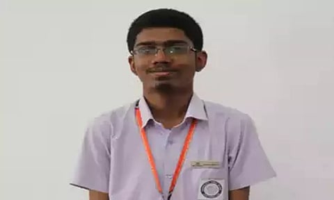 ஜே.இ.இ. முதன்மை தேர்வில் நெல்லை மாணவர் முகுந்த் பிரதீஷ் முதலிடம்