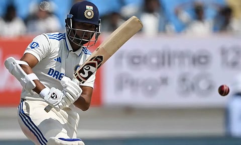 ராஜ்கோட்டில் சதம் விளாசிய ஜெய்ஸ்வால்: அடுத்தடுத்து அதிரடி