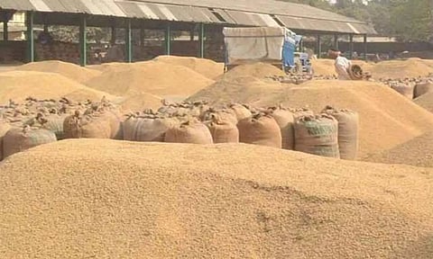 10 நடமாடும் நெல் உலர்த்தும் இயந்திரங்கள் மானியத்தில் வழங்க ரூ.90 லட்சம் நிதி ஒதுக்கீடு