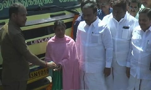 மகளிருக்கு இலவச பேருந்து சேவை- உதகையில் தொடங்கியது