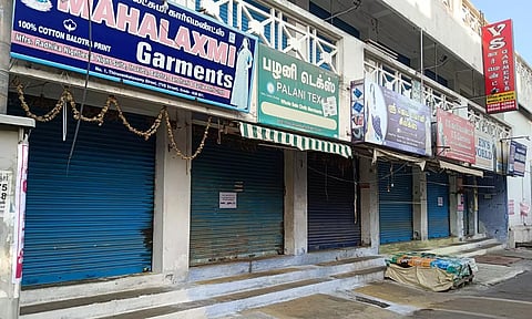 ஈரோட்டில் 5 ஆயிரம் கடைகளை அடைத்து ஜவுளி வணிகர்கள் போராட்டம்