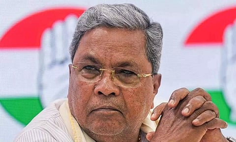 நாட்டு மக்களுக்கு மோடி கொடுத்தது வெற்று சொம்புதான்: சித்தராமையா