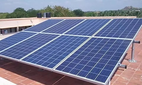 வீடுகளில் சோலார் பேனல் அமைத்தால் 300 யூனிட் மின்சாரம் இலவசம்