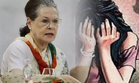 பாலியல் கொடுமையால் மாணவி உயிரிழப்பு: 12 ஆண்டுகளாக நீதி கேட்டும் தாய்- சோனியா வீட்டு முன்பு தர்ணா