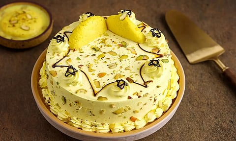 தித்திக்கும் சுவையுடன் ரசமலாய் கேக்