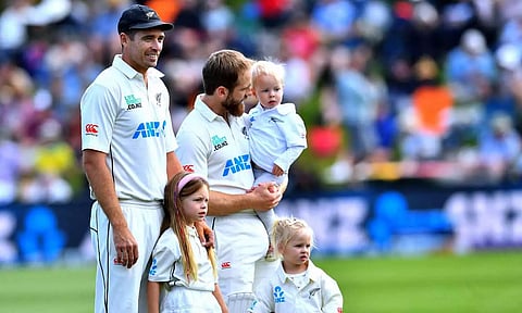 U19-ல் இருந்து 100-வது டெஸ்ட் போட்டி வரை: குழந்தைகளுடன் களமிறங்கிய சவுதி- வில்லியம்சன்