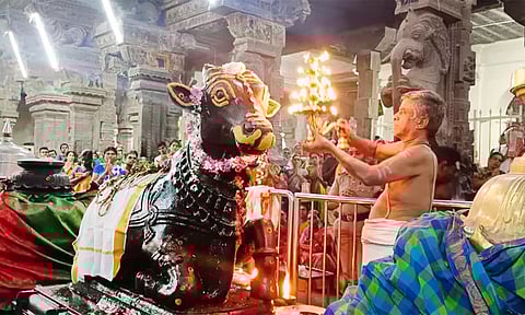 பஞ்சபூத தலங்களில் சிவராத்திரி விழா: ஏராளமான பக்தர்கள் சாமி தரிசனம்