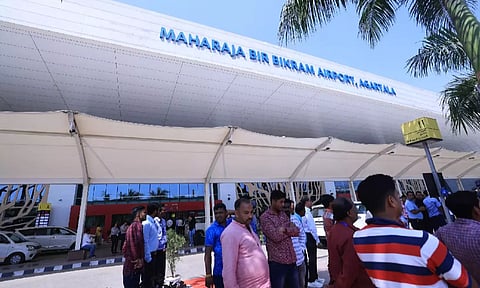 அகர்தலா விமான நிலையத்தில் இருந்து விரைவில் சர்வதேச விமான சேவை- திரிபுரா முதல்வர்