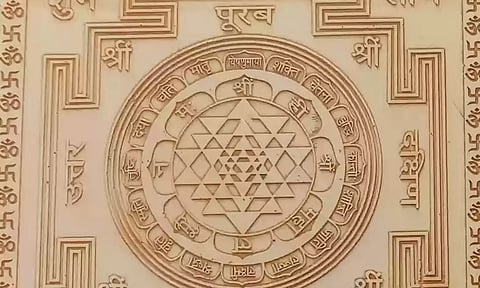தினமும் 3 முறை துதி சொல்லுங்கள்