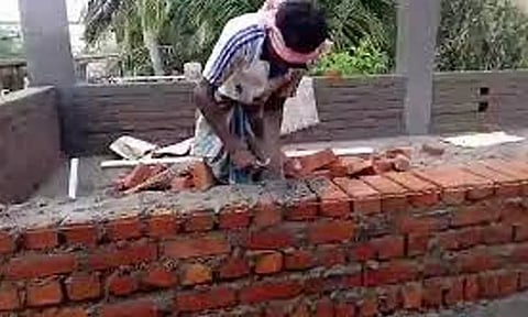 கட்டிட விதிகளில் திருத்தம்: தரைதளம் மற்றும் 3 அடுக்கு மாடி வீடுகள் 14 மீட்டர் உயரம் வரை கட்ட அனுமதி