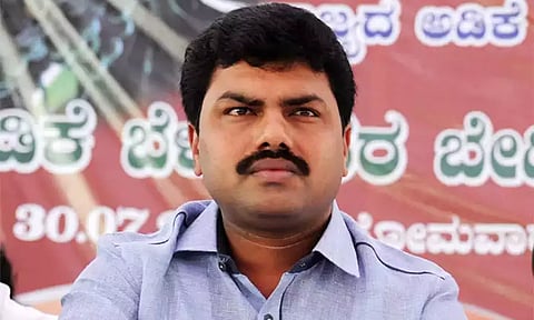 சபாஷ் சரியான போட்டி: ஷிமோகாவில் மோதும் முன்னாள் முதல் மந்திரிகளின் வாரிசுகள்