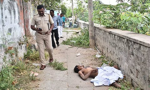 மீன்சந்தை அருகே வட மாநில வாலிபர் அடித்து கொலை: போலீசார் விசாரணை