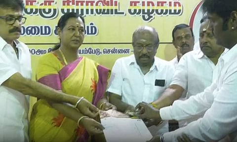 விருதுநகரில் போட்டியிட விஜய பிரபாகரன் விருப்ப மனு தாக்கல்