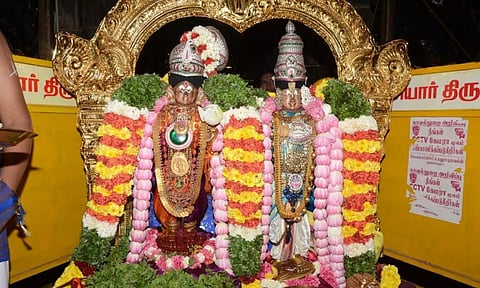 ஆண்டாள் ரெங்கமன்னார், இரட்டை பரங்கி நாற்காலி சேவை