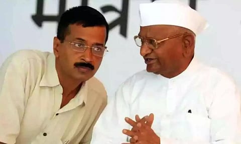 கெஜ்ரிவாலுடன் சேர்ந்து மதுவுக்கு எதிராக போராடியதற்காக வருத்தப்படுகிறேன் - அன்னா ஹசாரே