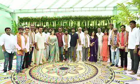 பூஜையுடன் துவங்கிய ராம்சரணின் அடுத்த படம் - வீடியோ வெளியீடு