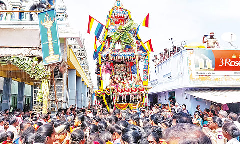 பங்குனி உத்திரம்: அன்னசாகரம் முருகன் கோவிலில் தேர்திருவிழா