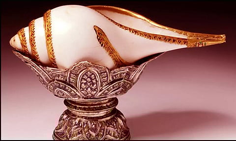 பவுர்ணமியில் சங்கு தானம்