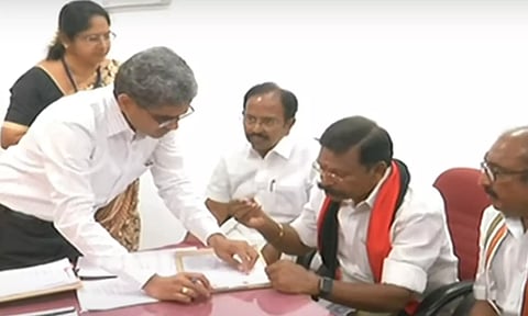 சேலம் திமுக வேட்பாளர் செல்வகணபதியின் வேட்பு மனு ஏற்பு