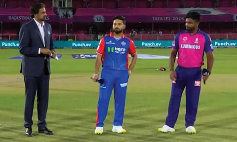 ஐ.பி.எல். 2024: ராஜஸ்தான் அணிக்கு எதிராக பந்துவீச்சை தேர்வு செய்தது டெல்லி கேப்பிட்டல்ஸ்