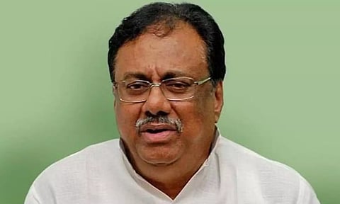 நிர்மலா சீதாராமனிடம் கையில் காசில்லை, பையில் தான் இருக்கிறது- ஈ.வி.கே.எஸ் இளங்கோவன்