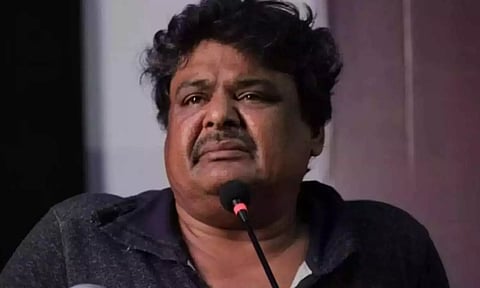 'விறகு வாங்கலியோ விறகு' என்பது போல் பலாப்பழத்தை தலையில் வைத்து பிரசாரம் செய்வேன்