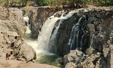 ஒகேனக்கல்லுக்கு நீர்வரத்து 700 கனஅடியாக அதிகரிப்பு