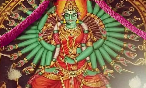 அன்னையின் உக்ரத்தை தணிக்க காதணி அணிவித்த ஆதிசங்கரர்