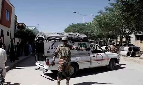 பொதுமக்கள் 11 பேரை கடத்தி சுட்டுக்கொன்ற பயங்கரவாதிகள்