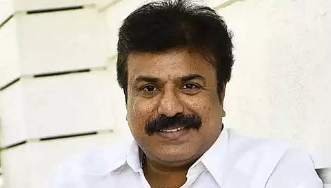 ஜெயலலிதா வழியில் சாதாரண தொண்டனையும் எம்.எல்.ஏ.க்களாக உருவாக்கியவர் விஜயகாந்த்